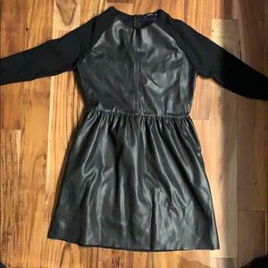 Young girls dress